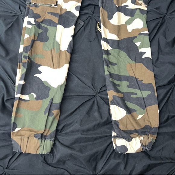 Cargo Pants - Picture 5 of 5